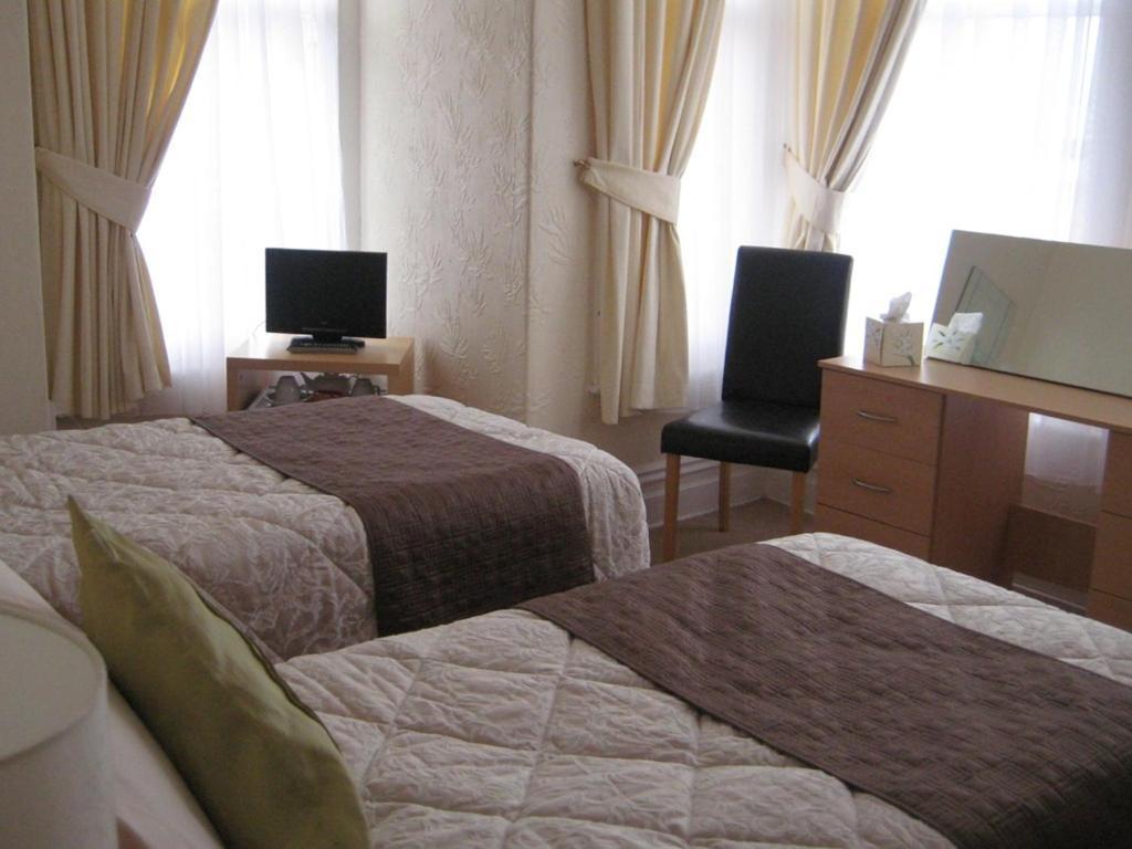 Cleve Court Hotel Пейнтон Номер фото