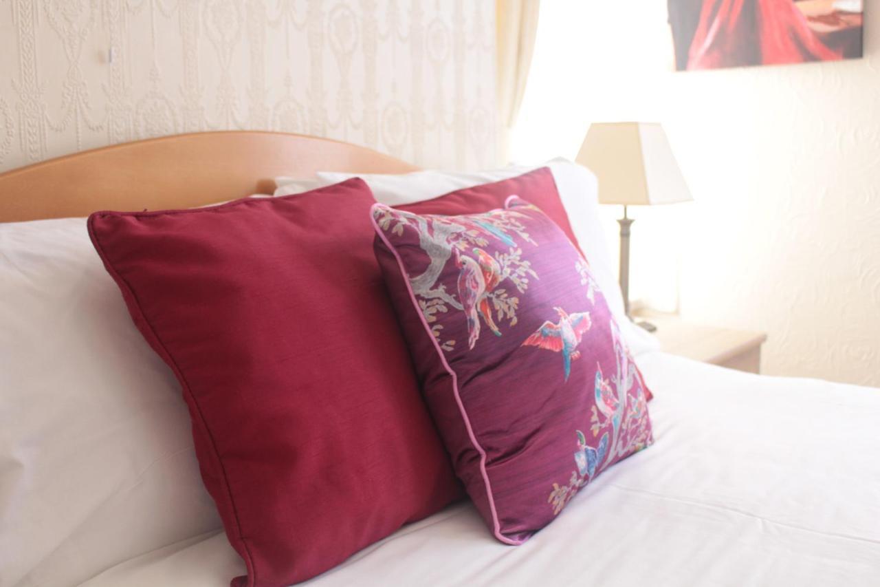 Cleve Court Hotel Пейнтон Экстерьер фото